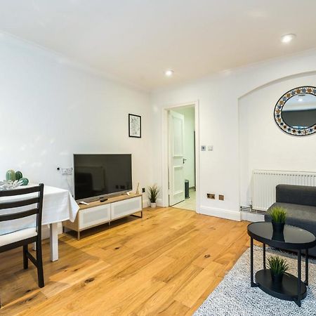 Cozy 1 Bedroom / Gloucester Road / Kensington ロンドン エクステリア 写真